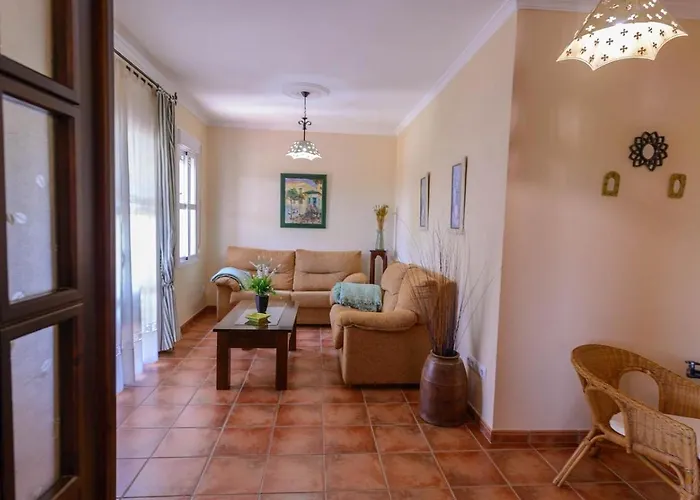 Villa Casa Quintero 4 Dorm By Ruralidays *