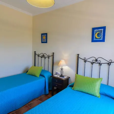 Casa Quintero 4 Dorm By Ruralidays *