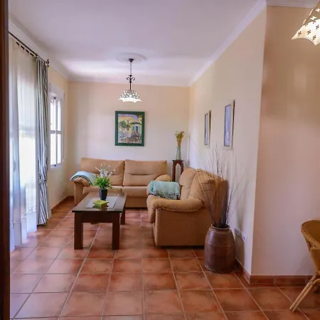 Villa Casa Quintero 4 Dorm By Ruralidays *