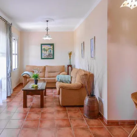 Villa Casa Quintero 4 Dorm By Ruralidays *